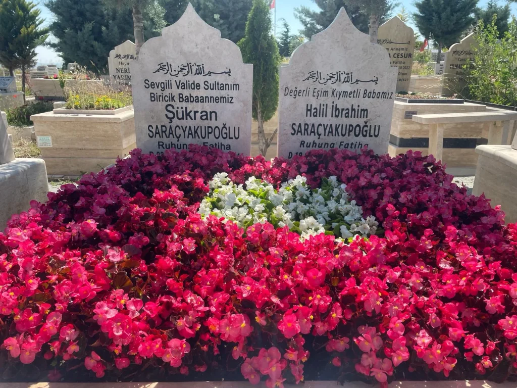 Gelenekselden Moderne Mezar Çeşitleri